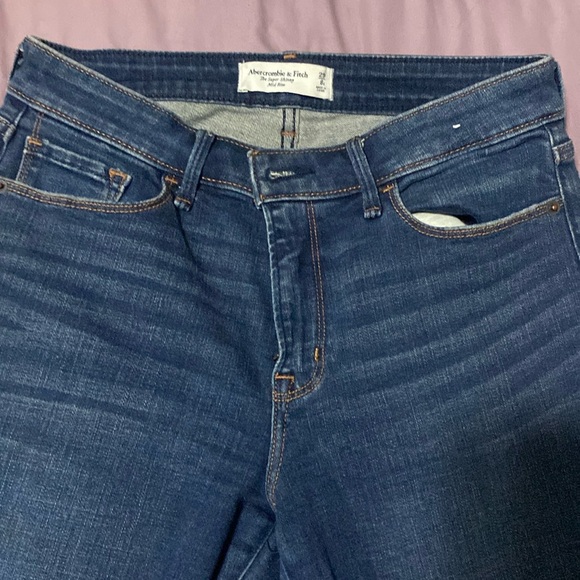 Women’s Abercrombie Skinny Jeans - Picture 1 of 7